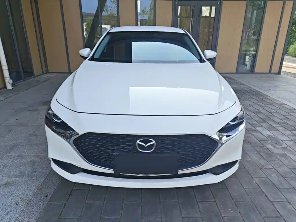 Mazda 3 Axela 2022