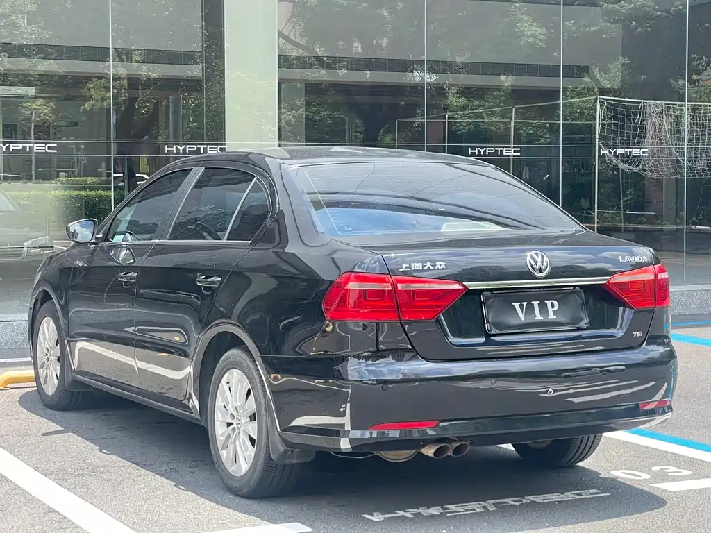 Volkswagen Lavida 2015