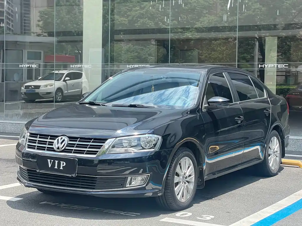 Volkswagen Lavida 2015