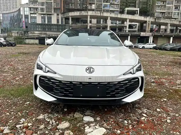 MG MG7 2023