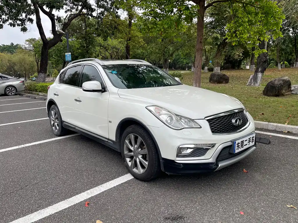 Infiniti QX50 2017 — фото 3