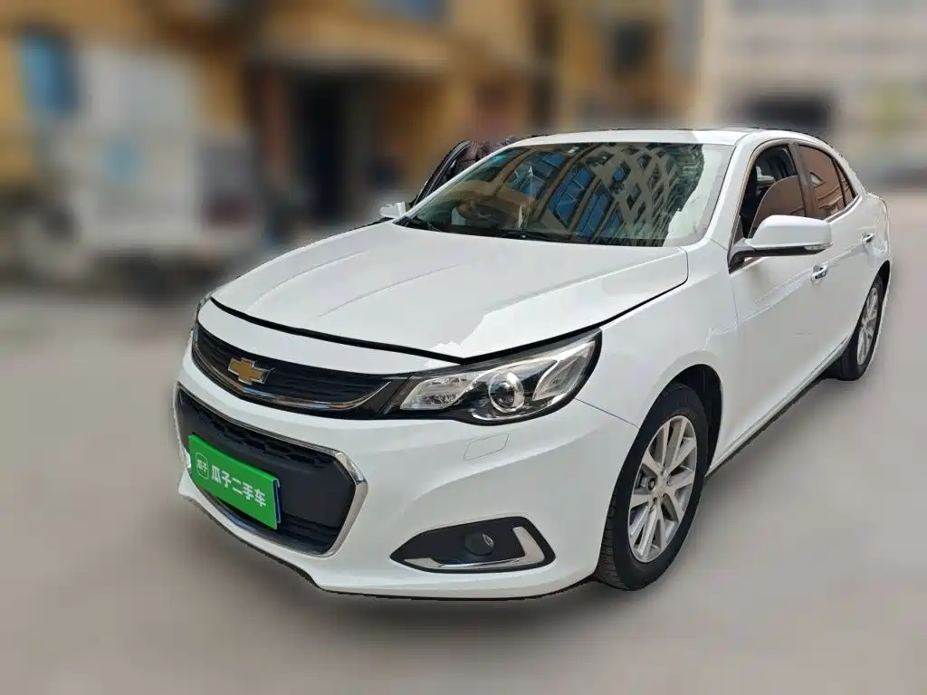 Chevrolet Malibu 2018 — фото 1