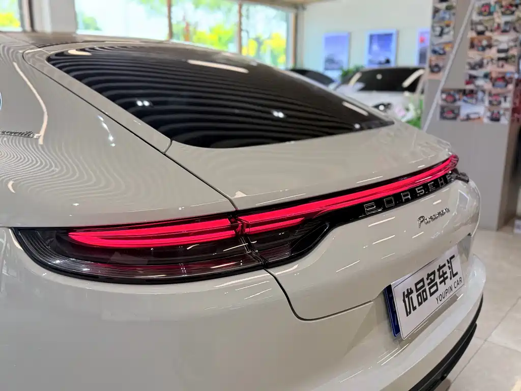 Porsche Panamera 2021 — фото 8