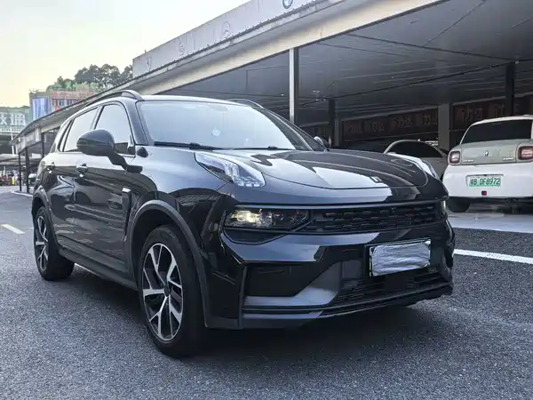Lynk & Co 01 EM-P 2022