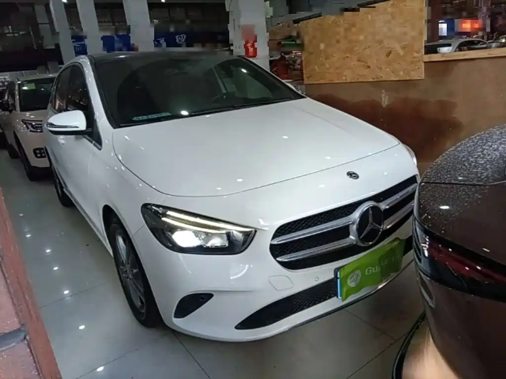 Mercedes-Benz B-Class 2020
