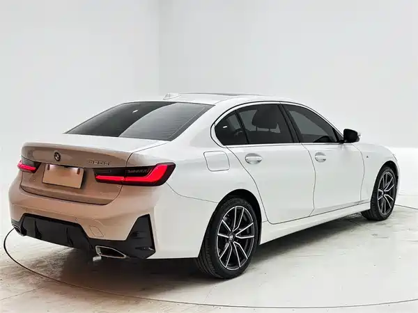 BMW 3 Series 2023