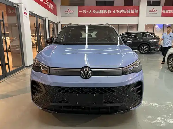 Volkswagen Tiguan L 2024