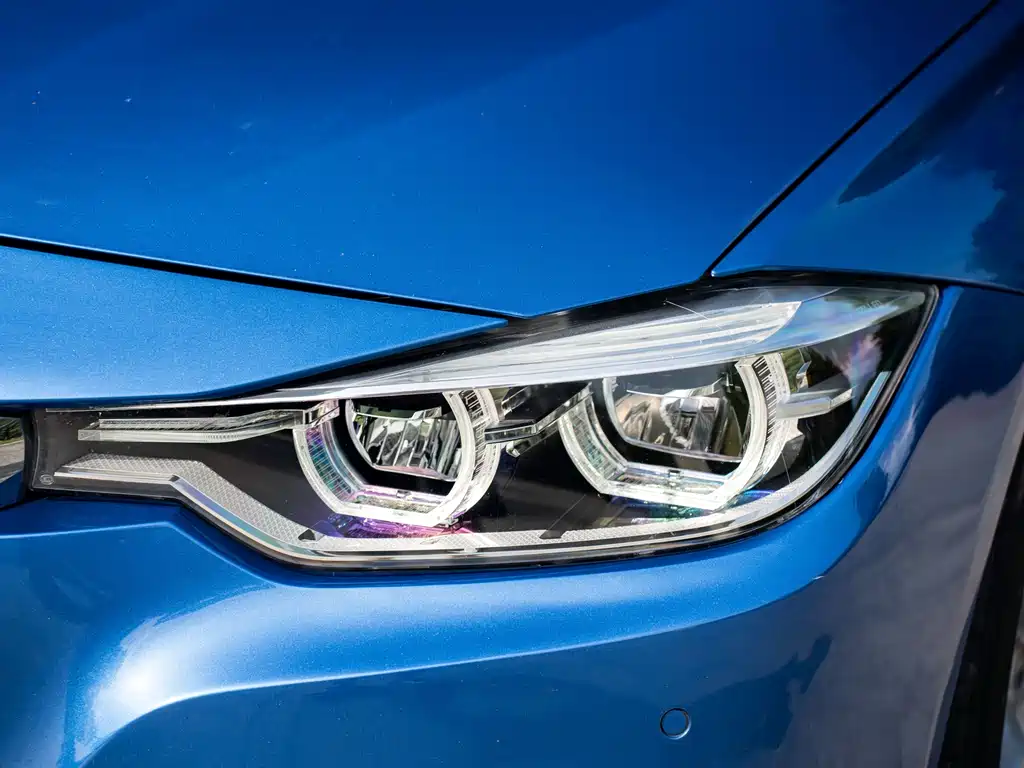 BMW 3 Series 2017 — фото 5