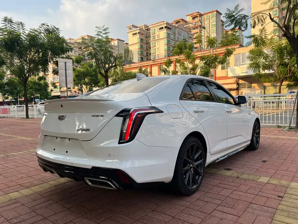 Cadillac CT4 2020 — фото 4