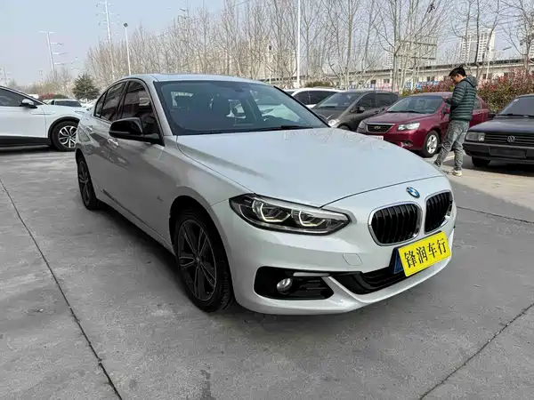 BMW 1 Series 2018