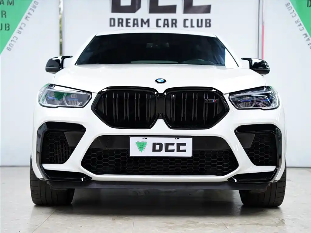 BMW X6 M 2022 — фото 14