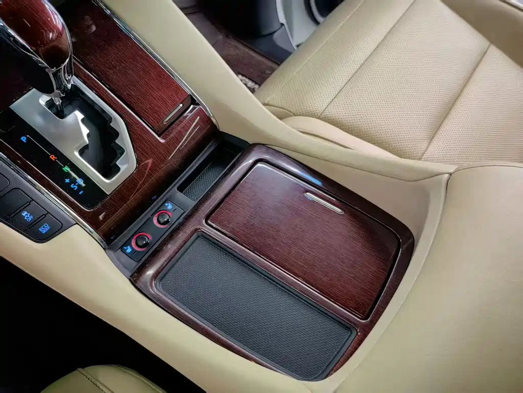 Toyota Alphard 2018 — фото 9