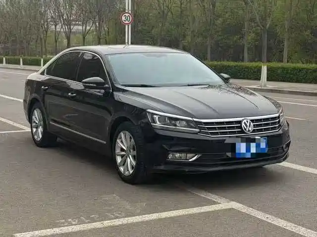Volkswagen Passat 2018 — фото 3