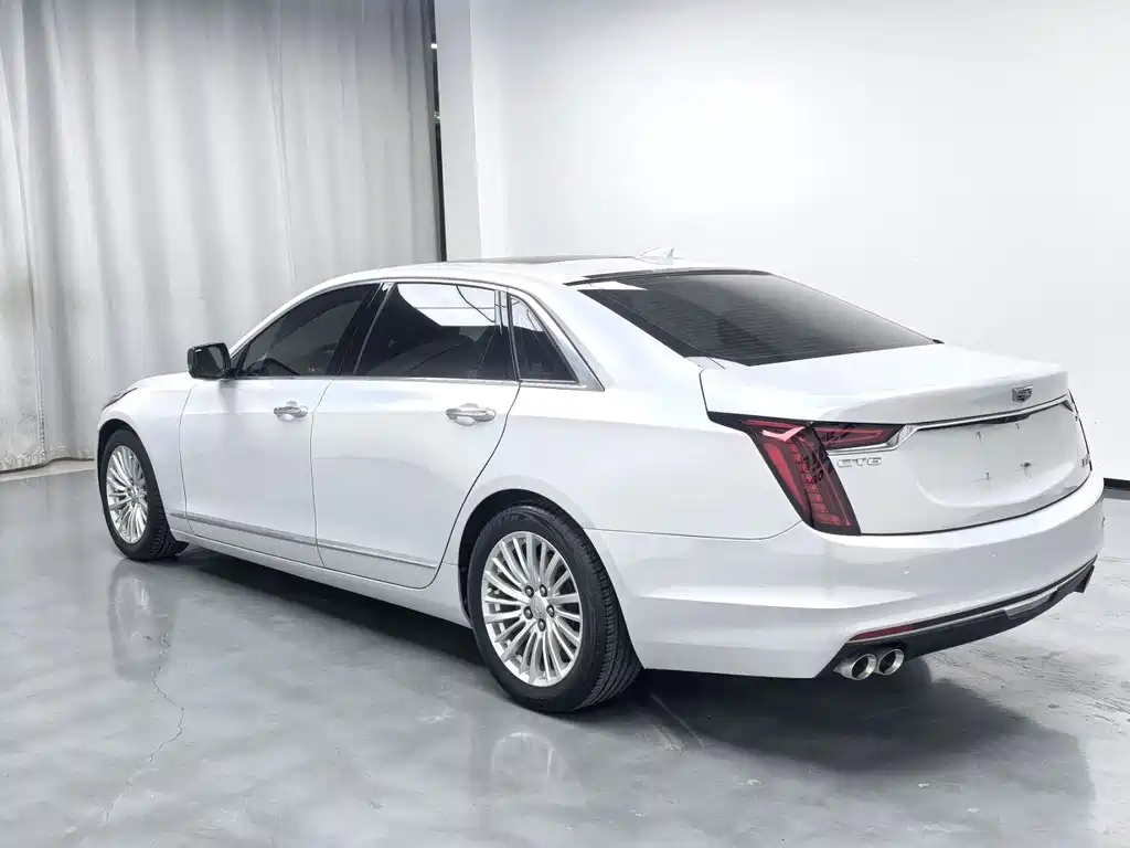 Cadillac CT6 2021 — фото 7