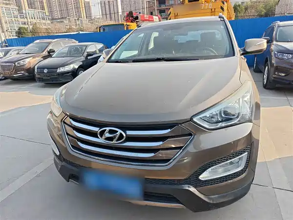 Hyundai Santa Fe 2013
