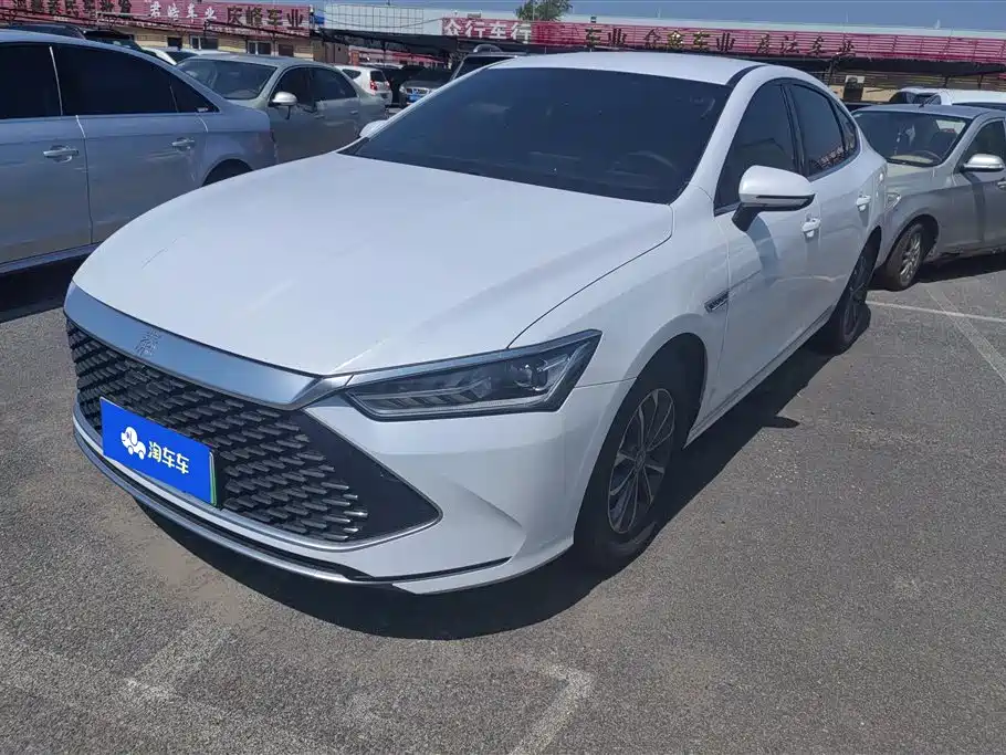 BYD Qin PLUS 2025 — фото 1