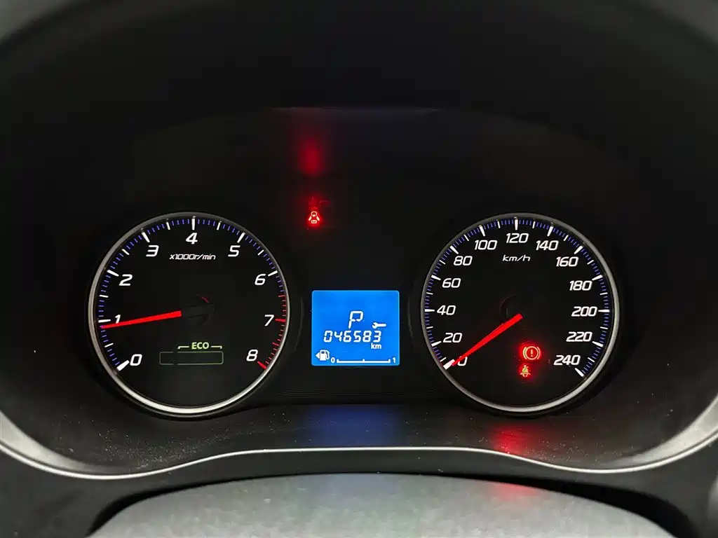 Mitsubishi Outlander 2022 — фото 12