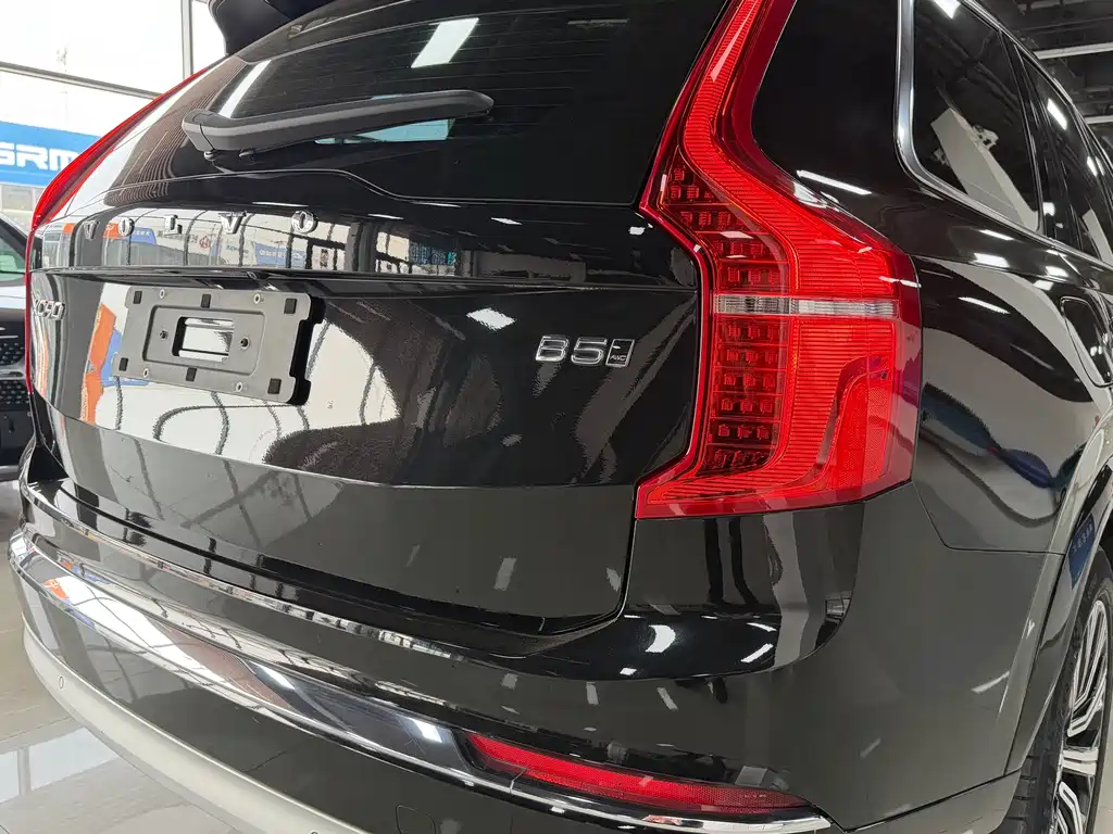 Volvo XC90 2021 — фото 12