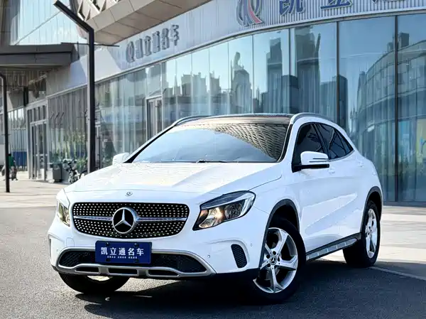 Mercedes-Benz GLA 2019