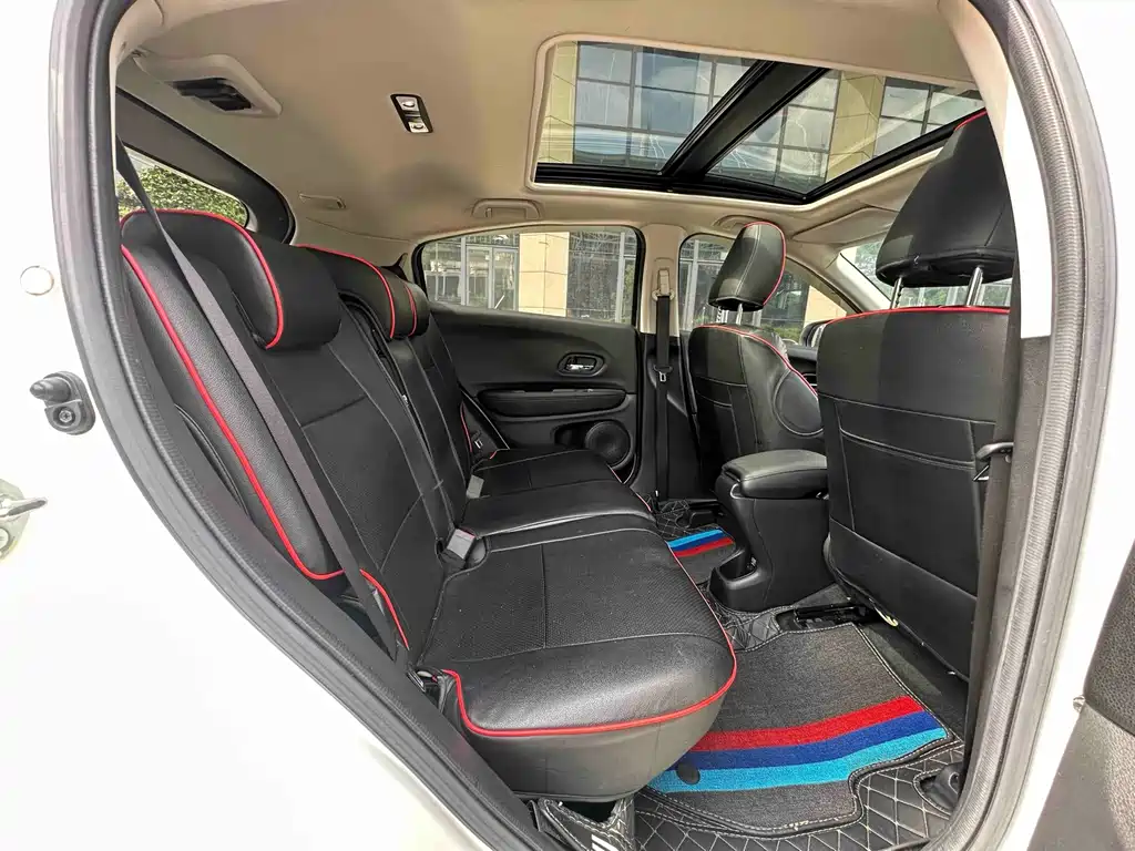 Honda Vezel 2020 — фото 16