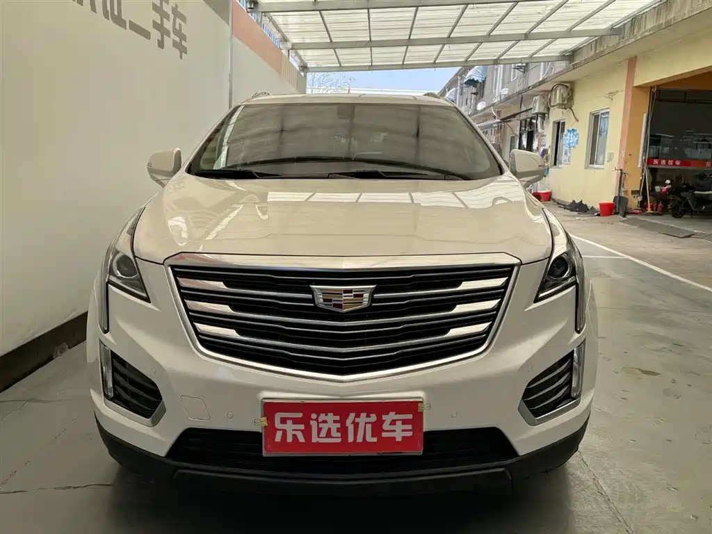 Cadillac XT5 2018 — фото 2