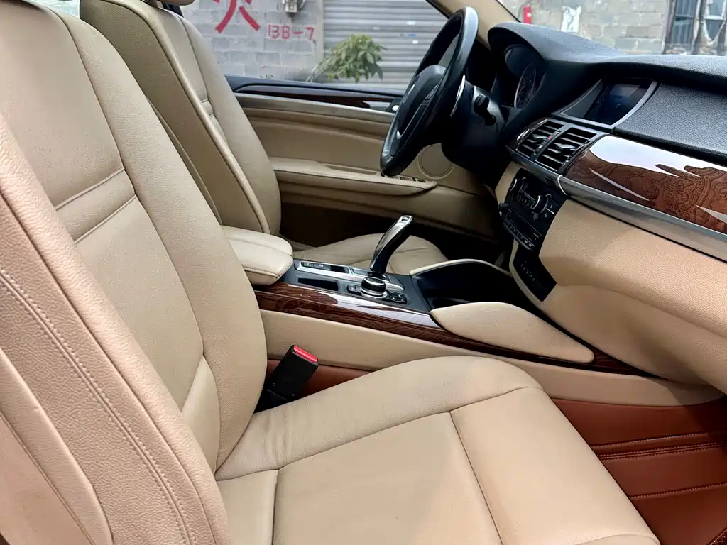 BMW X6 2013 — фото 10