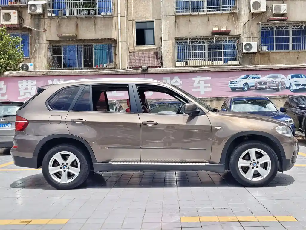 BMW X5 2012 — фото 4