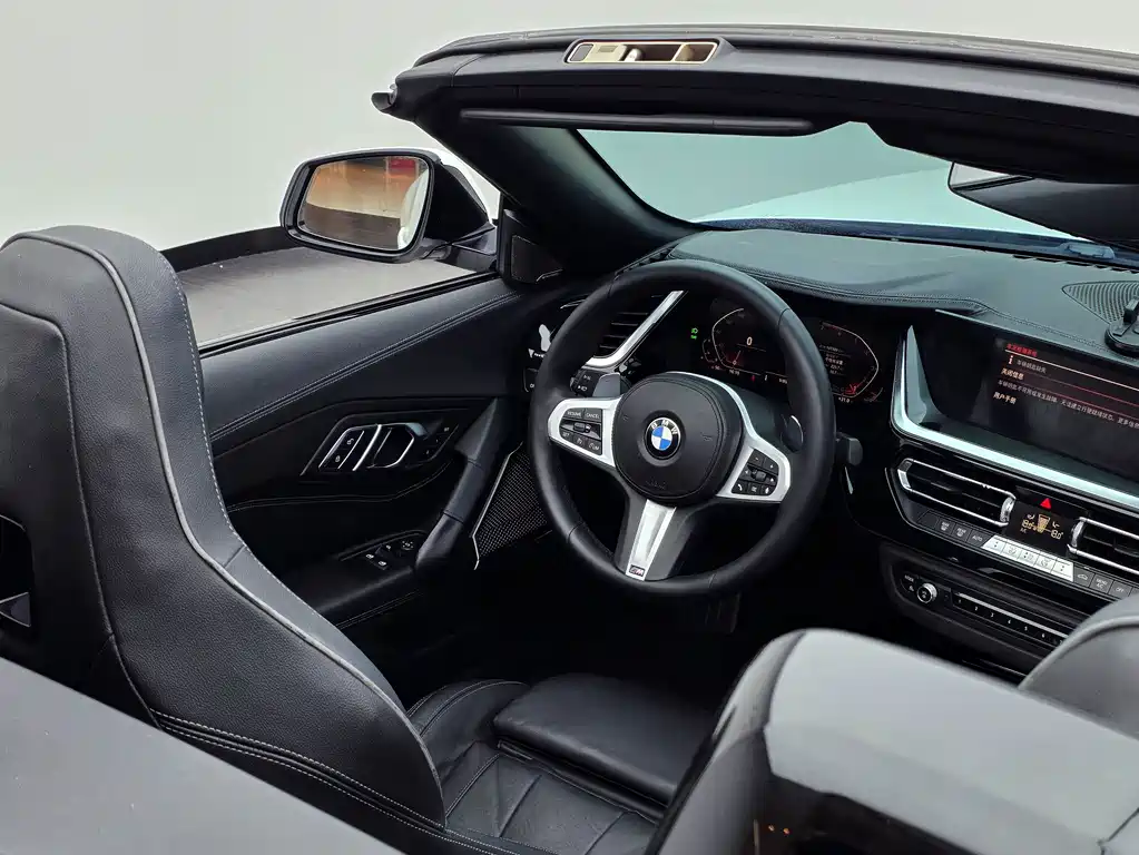 BMW Z4 2019 — фото 21