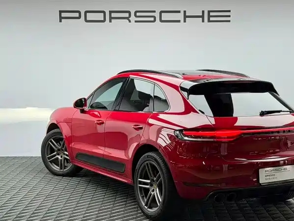Porsche Macan 2020
