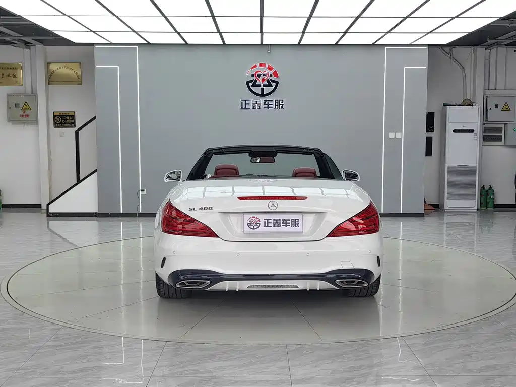 Mercedes-Benz SL-Class 2017 — фото 14