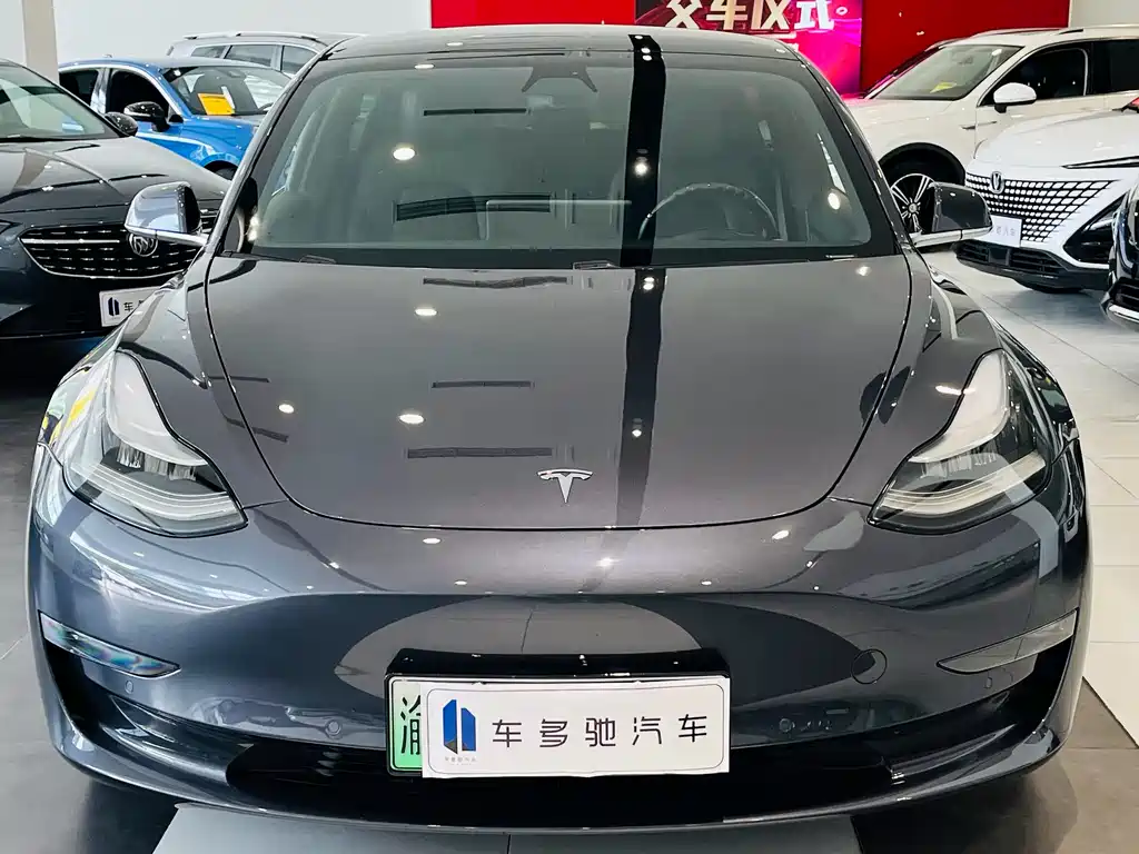 Tesla Model 3 2020 — фото 2
