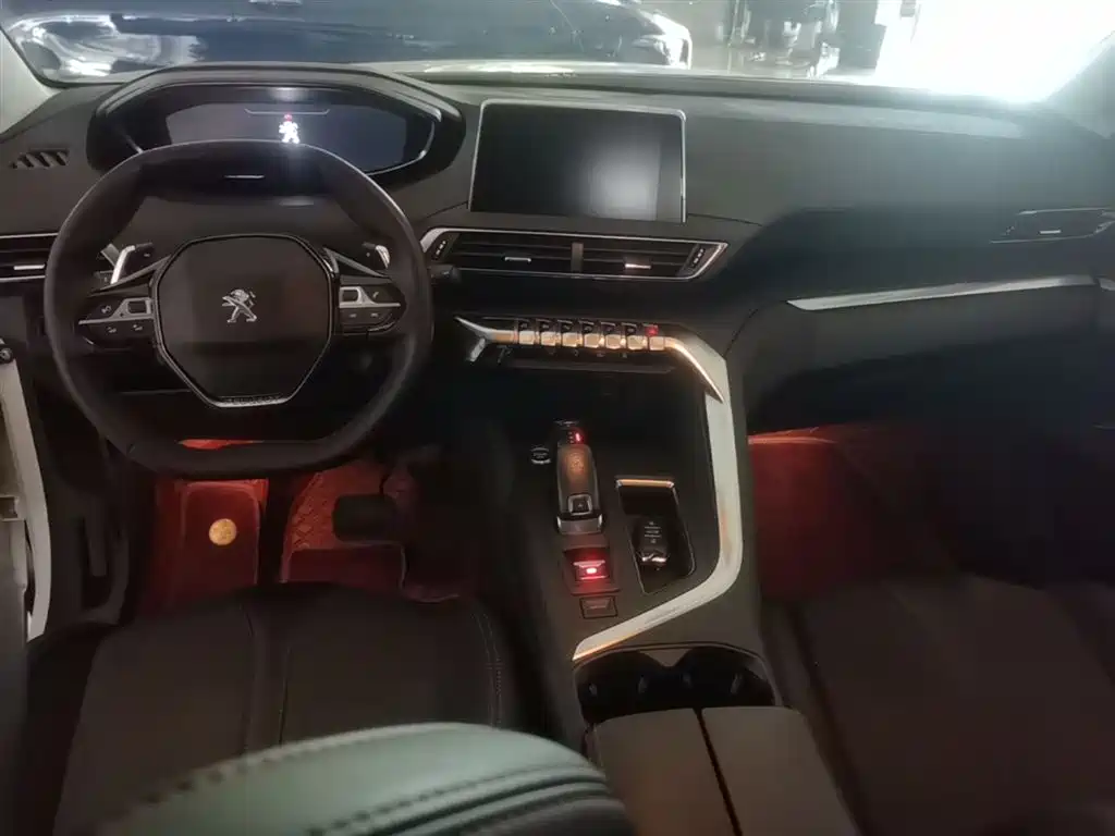 Peugeot 4008 2018 — фото 10