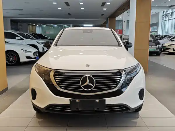Mercedes-Benz EQC 2020