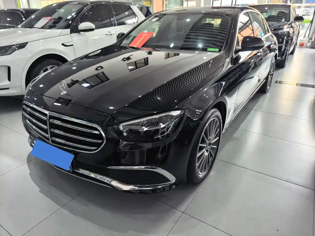 Mercedes-Benz E-Class 2023 — фото 1