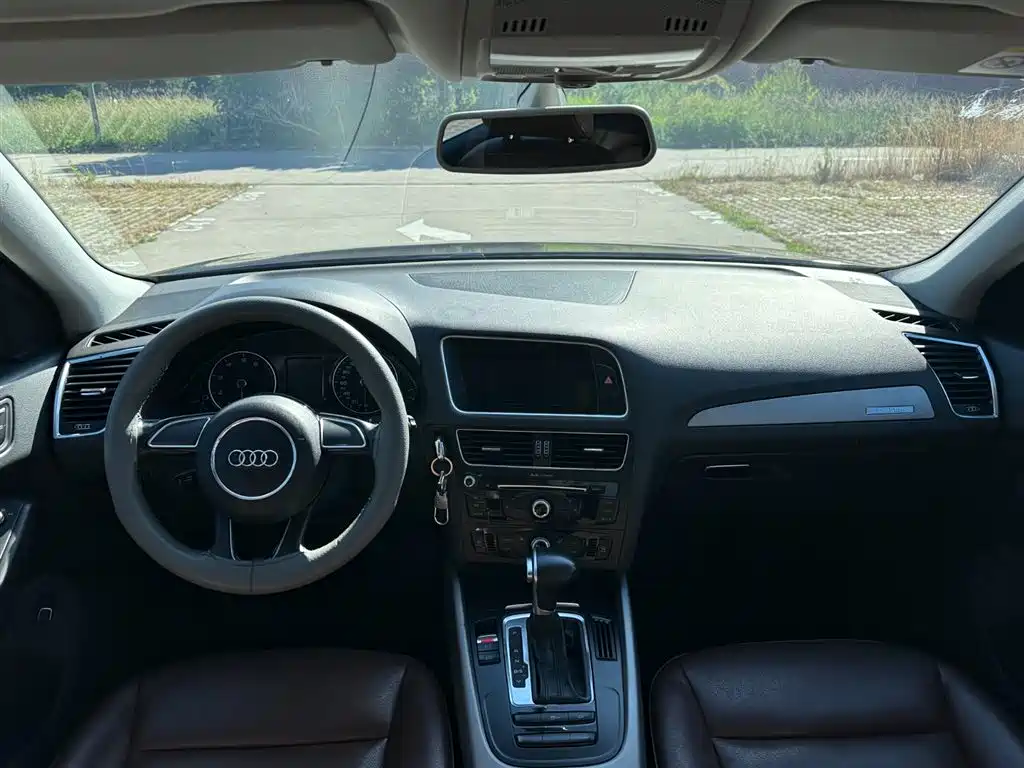 Audi Q5 2016 — фото 11
