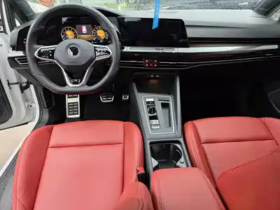 Volkswagen Golf 2023