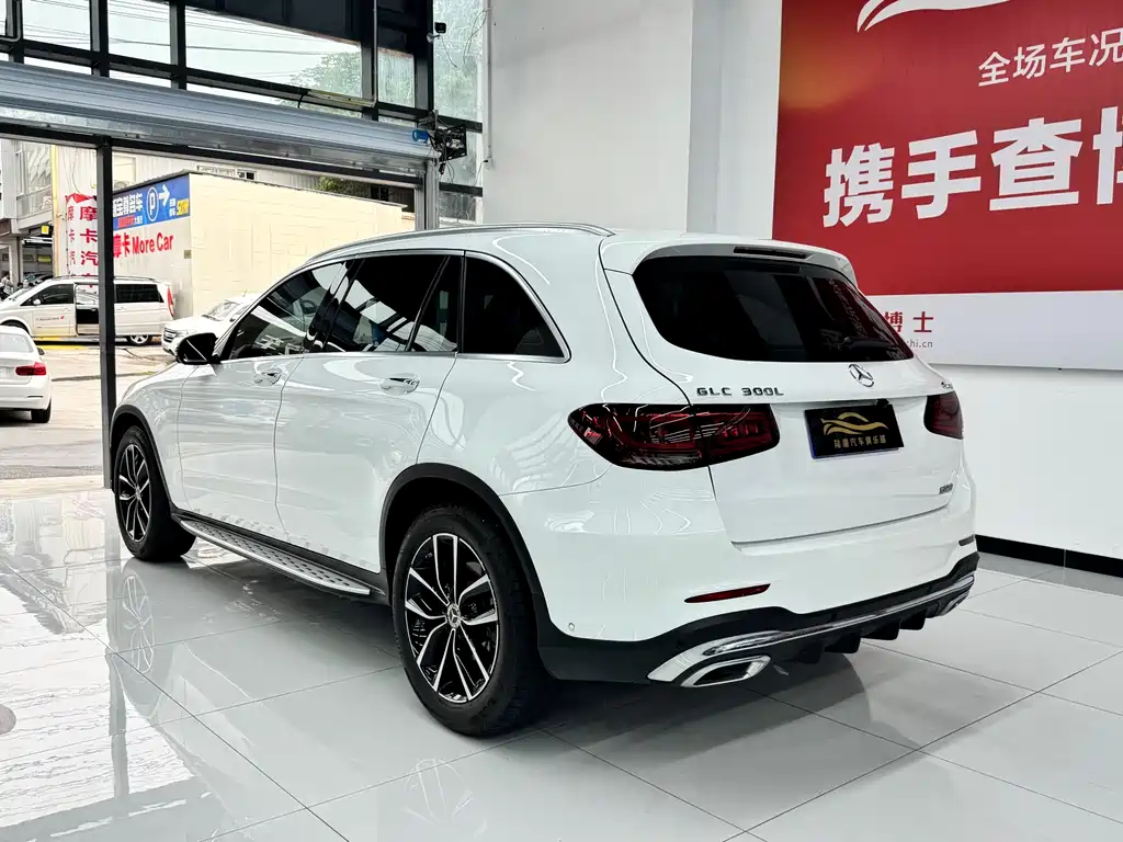 Mercedes-Benz GLC 2022 — фото 14
