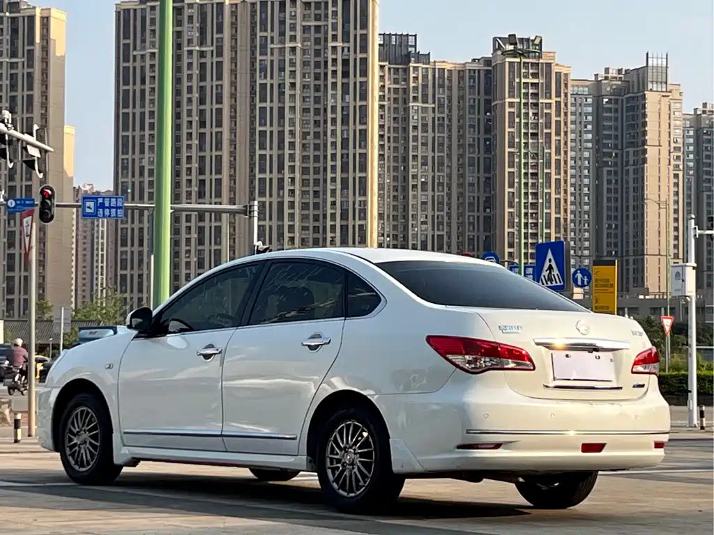 Nissan Sylphy 2018 — фото 9