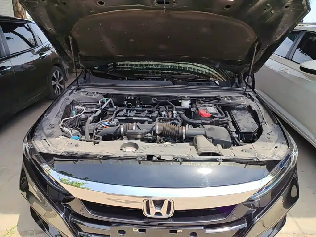 Honda Accord 2022 — фото 20