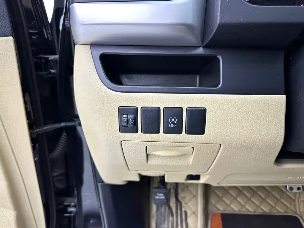Toyota Highlander 2017 — фото 11