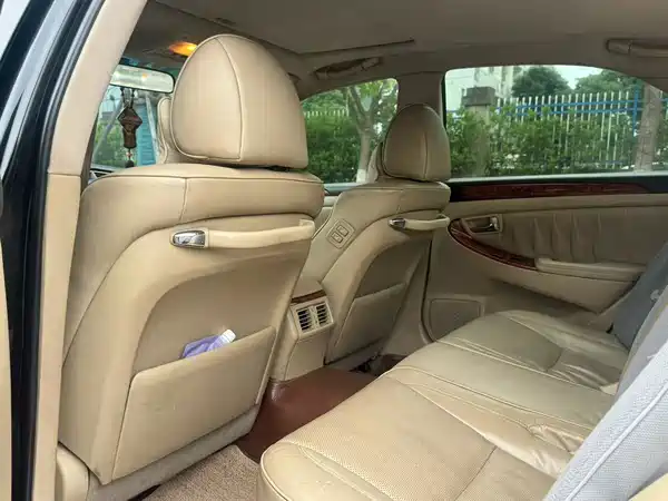 Toyota Crown 2008