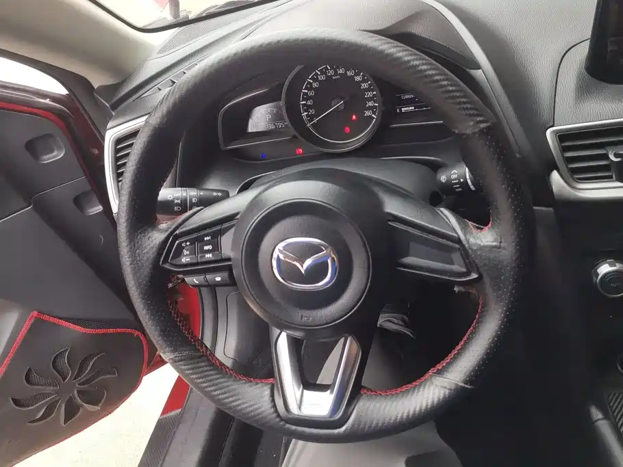 Mazda 3 Angkesela 2019 — фото 15
