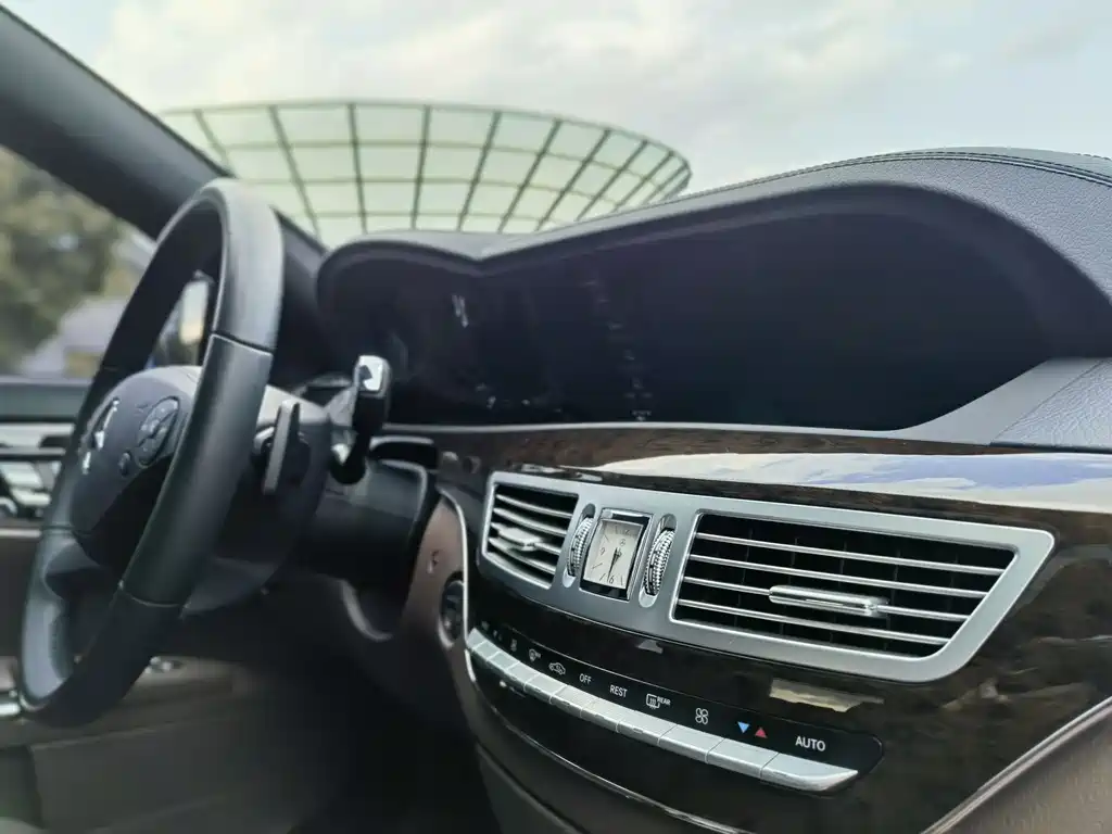 Mercedes-Benz S-Class 2013 — фото 18