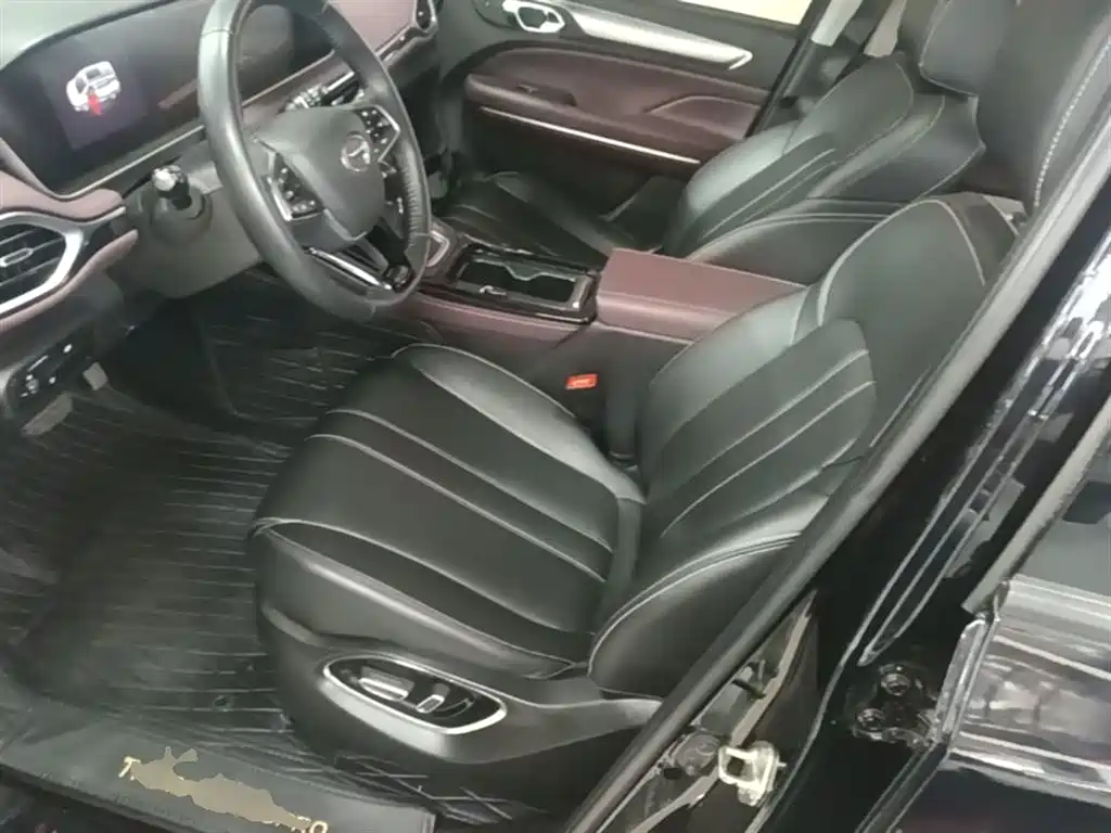 GAC Motor Trumpchi M6 2023 — фото 15