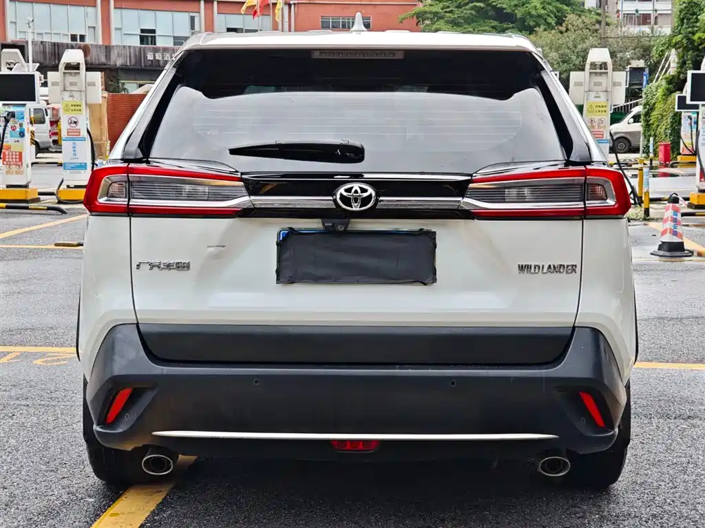 Toyota Wildlander 2022 — фото 6