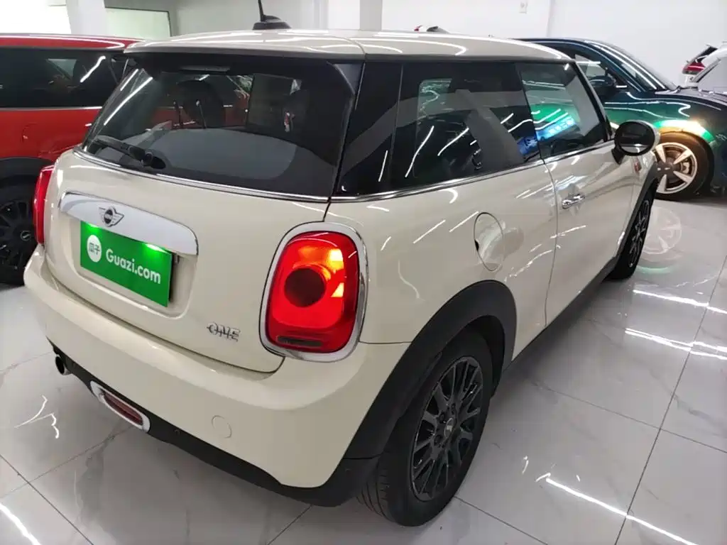 MINI MINI 2017