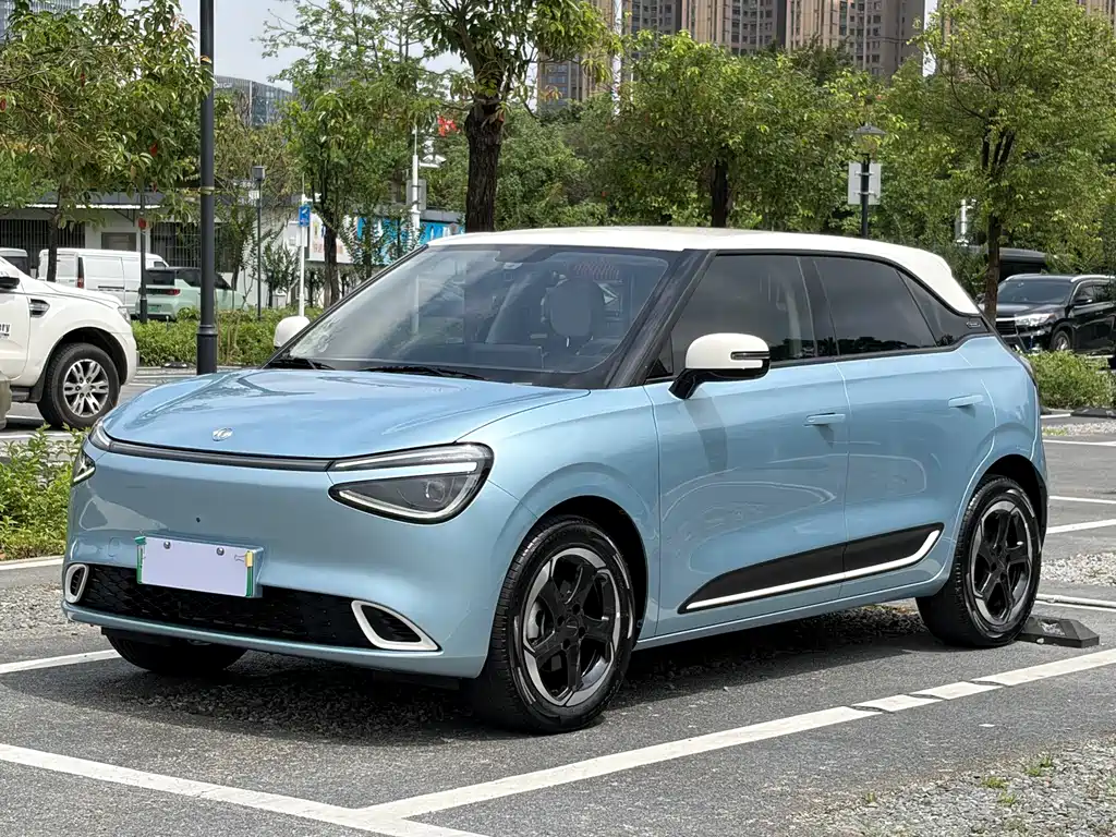 eπ Nano 01 2025