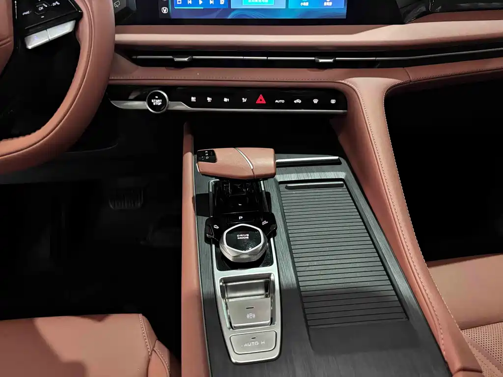 Changan CS75 PLUS 2024 — фото 11