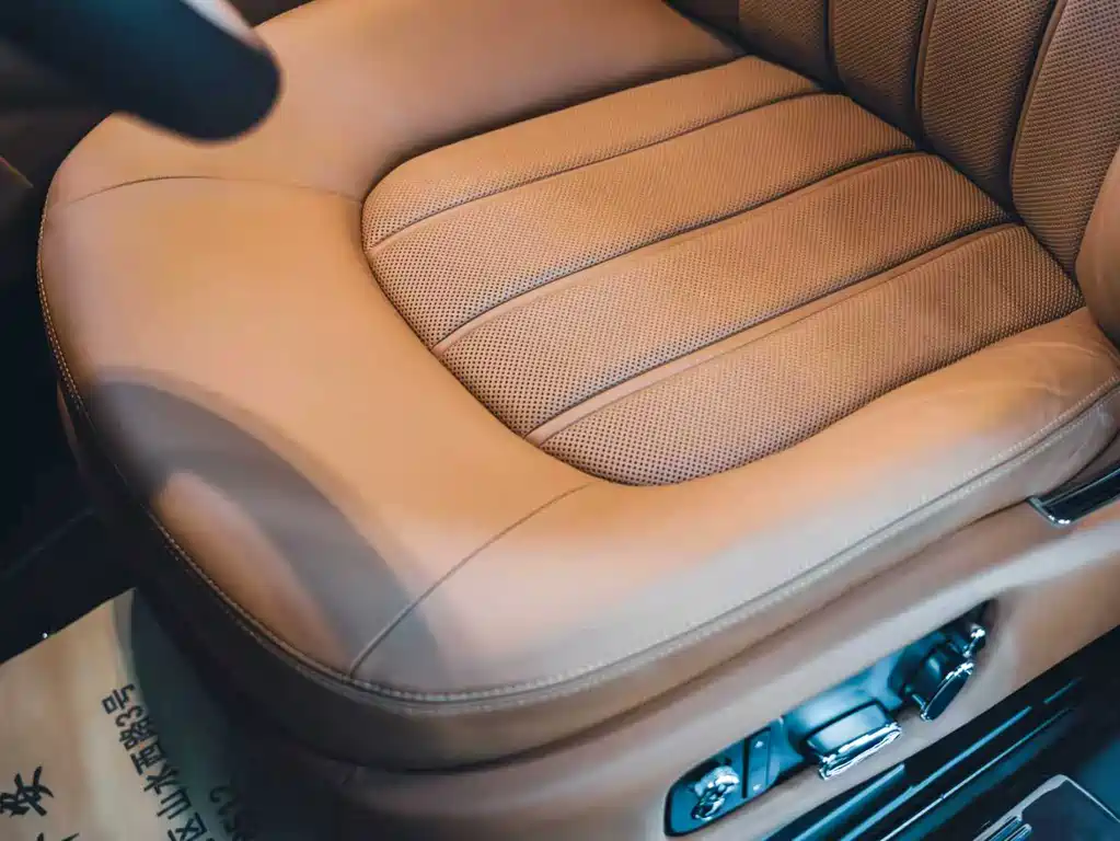 Bentley Mulsanne 2012 — фото 12