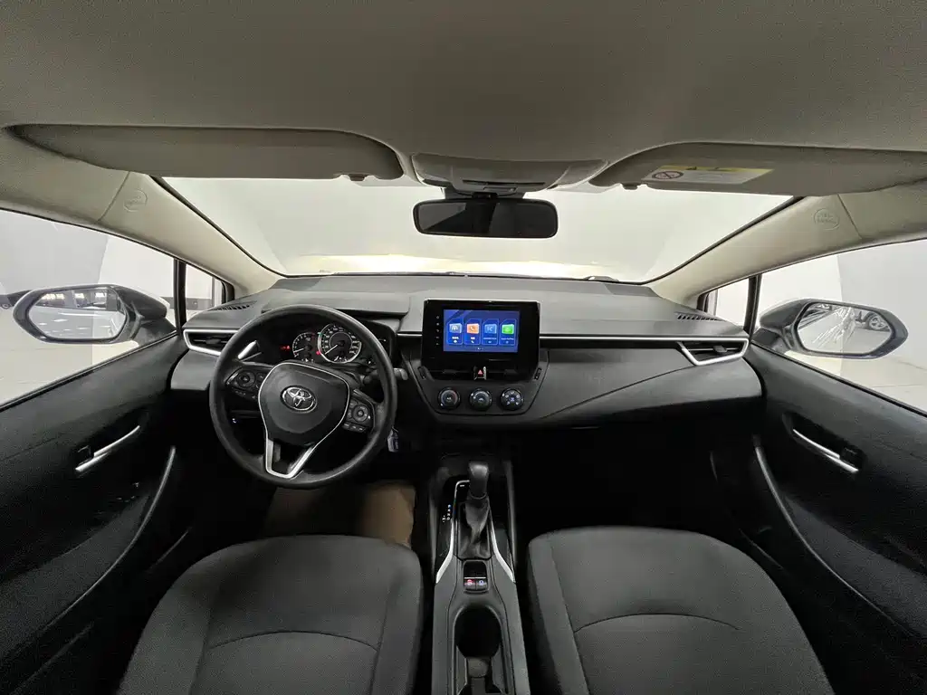 Toyota Corolla 2023 — фото 18